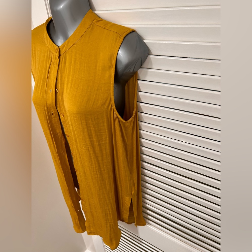 Joie Sleeveless Button Down Tunic Style Blouse In… - image 2